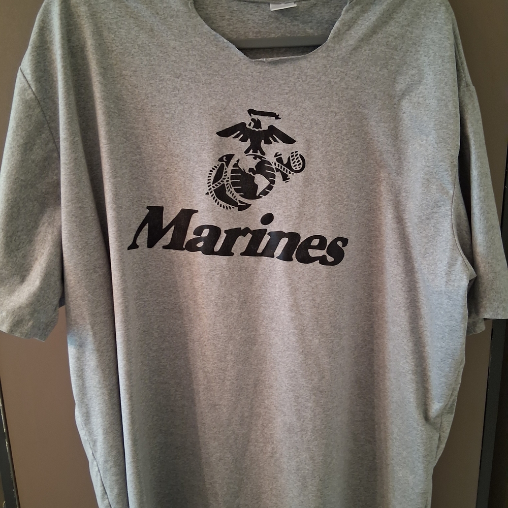 Marines Logo Woman's Grey T-Shirt